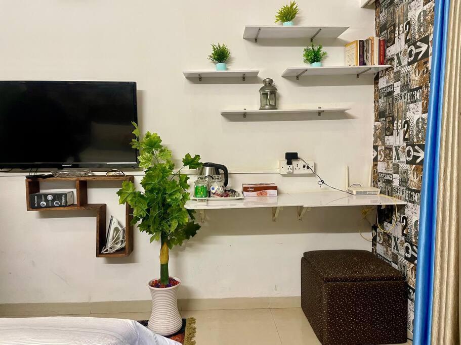 Apartament Shubhlaxmi With Sit Out - Linking Rd