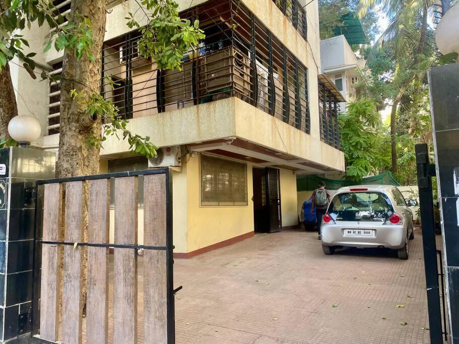 Shubhlaxmi With Sit Out - Linking Rd Apartament *
